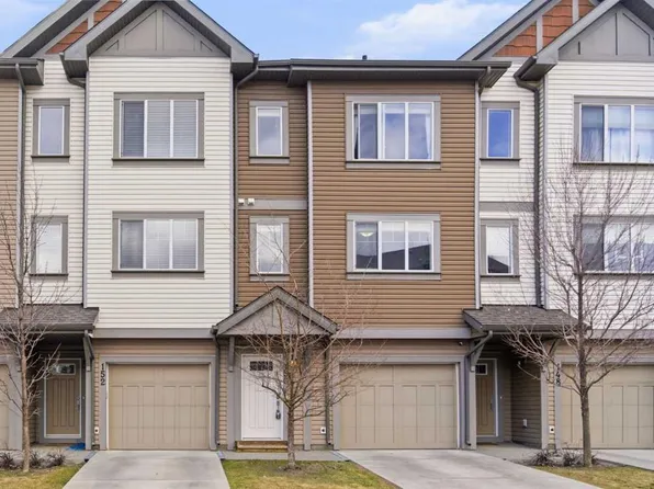 150 Copperpond Vlg SE, Calgary, AB T2Z 5B8