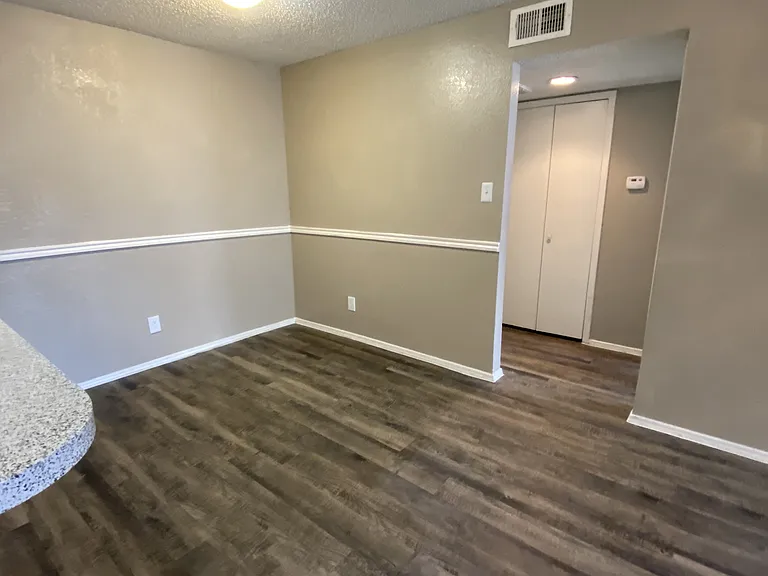 Walnut Creek Apartments — Photo 56