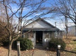 727 6th St, Henderson, KY 42420