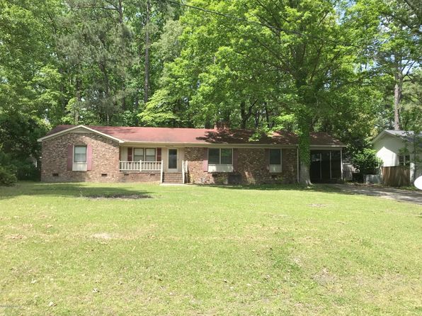 1905 Forest Hill Dr