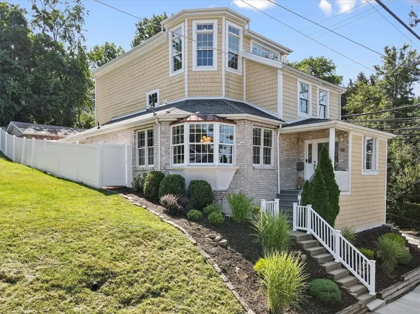 217 Plymouth St, Pittsburgh, PA 15211