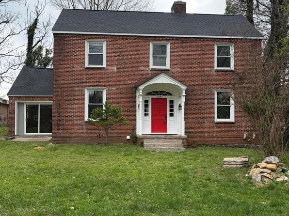218 N Jones St, Marion, VA 24354