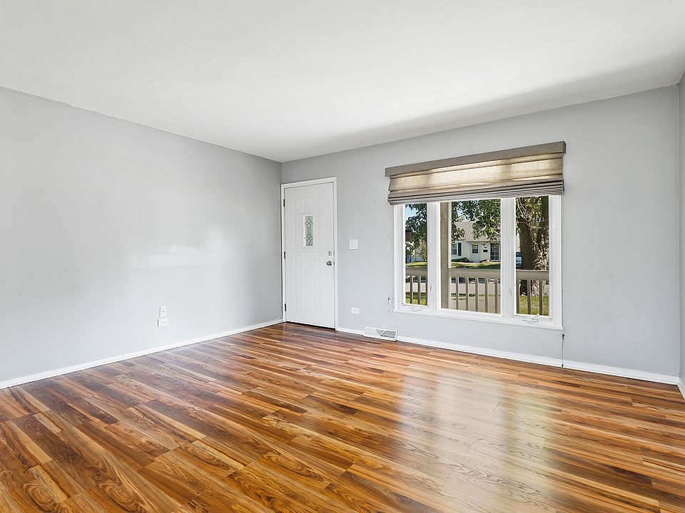 10233 Hibiscus Dr, Orland Park, IL 60462 | Zillow