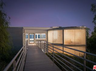 21839 Saddle Peak Rd, Topanga, CA 90290