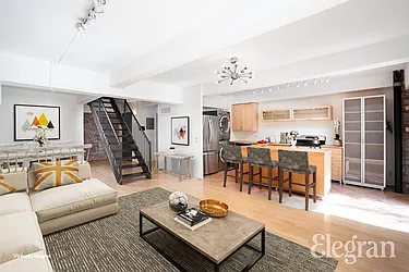 Rented by (Legacy) Elegran
