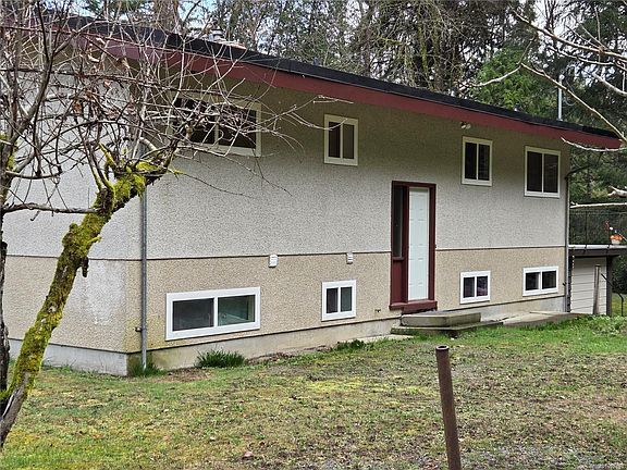 2nd image of 3246 Gibbins Rd