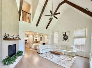 7244 Notre Dame Dr, Irving, TX 75063