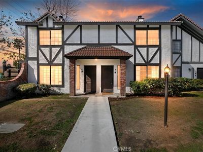 1013 W Linden St APT 10, Riverside, CA, 92507