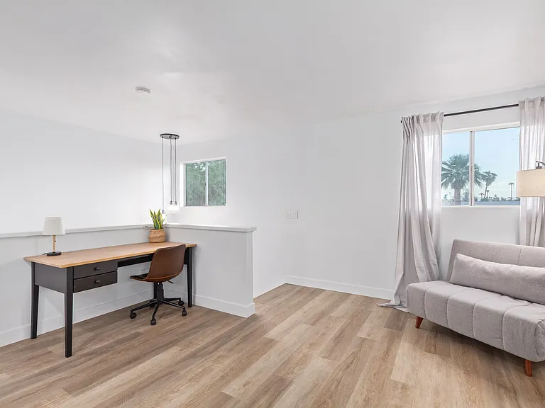 1845 E Julie Dr — Photo 35