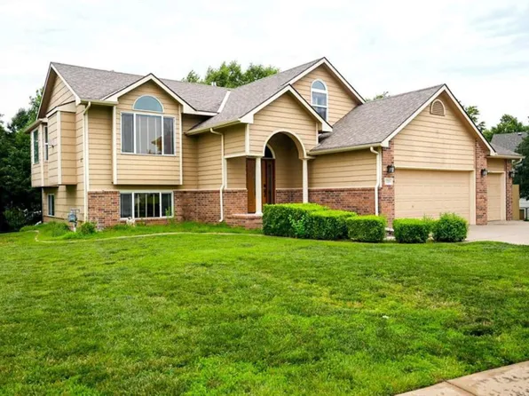 1203 S Park Hill St, Derby, KS 67037