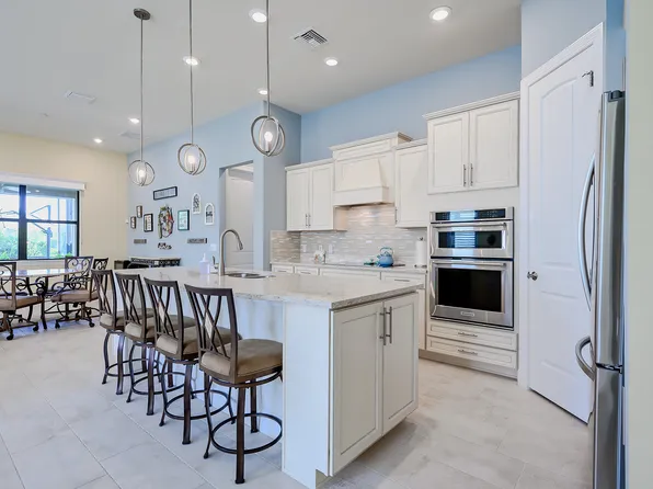 14032 Hawks Eye Ct, Estero, FL 33928