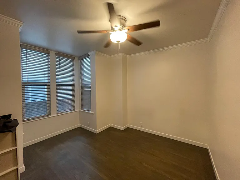 3218 3rd Ave #2 — Photo 8