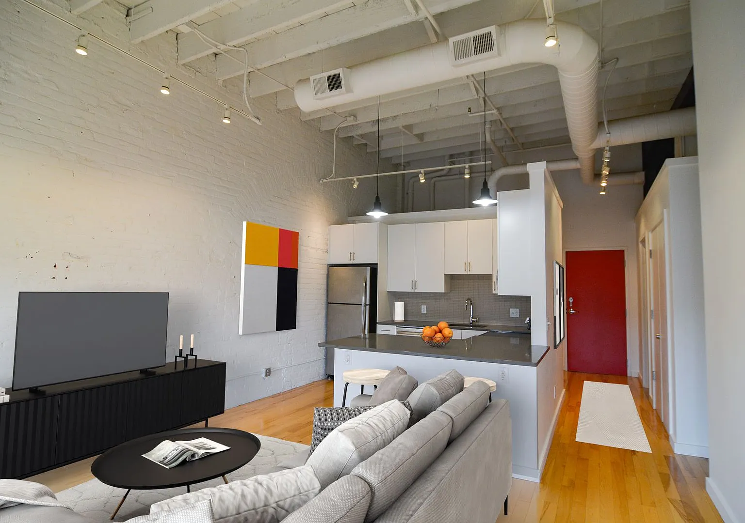 Meyer Raapke Flats — Photo 1