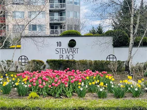 10 Stewart Place #1EW, White Plains, NY 10603