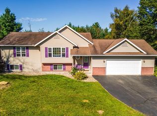 1183 Avanti Dr, Mosinee, WI 54455