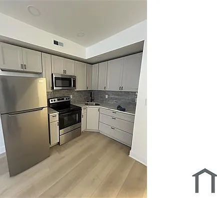 2623 N Jessup St #2 — Photo 2