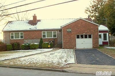 1st image of 577 Parkside Blvd