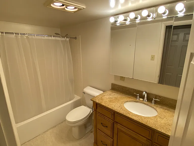 220 Linden St #407 — Photo 9