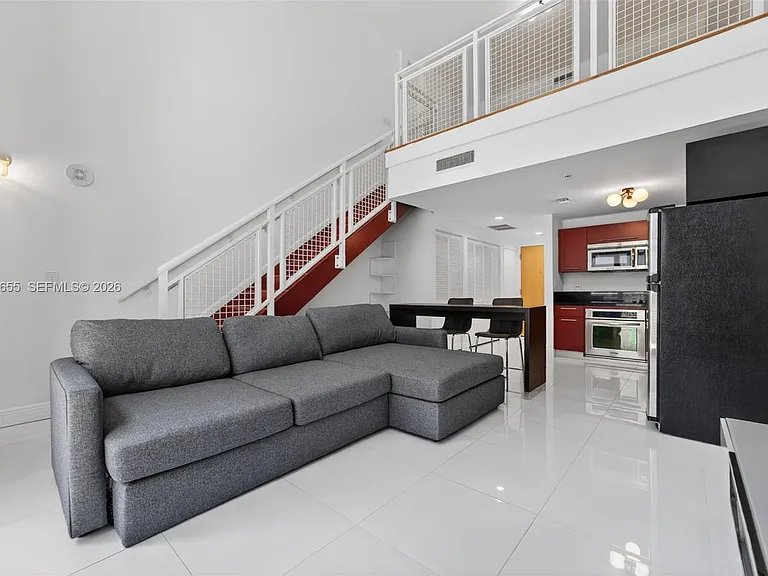 253 NE 2nd St #424 — Photo 7