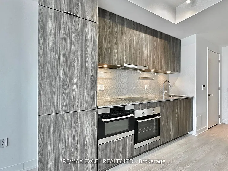 15 Queens Quay E #3101 — Photo 9