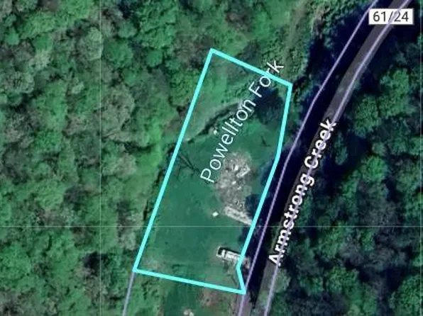 6256 Armstrong Creek Rd, Powellton, WV 25161