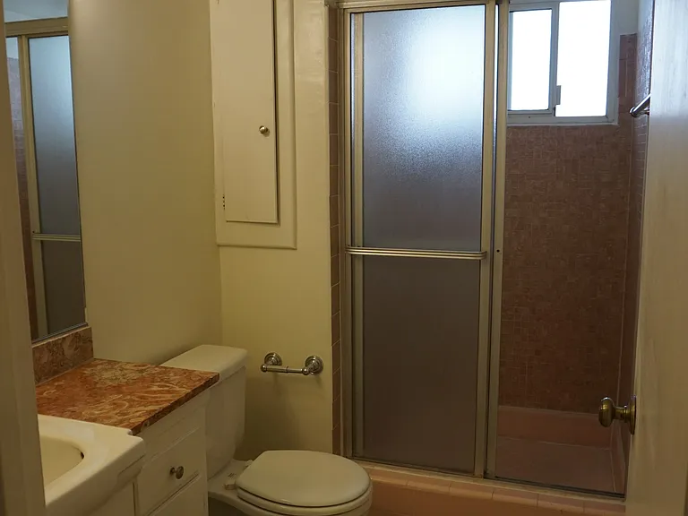 11628 Mayfield Ave #11 — Photo 7