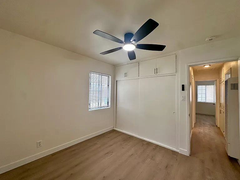 2114 S Meridian Ave — Photo 12