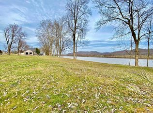 746 Tipton Ln, Stout, OH 45684