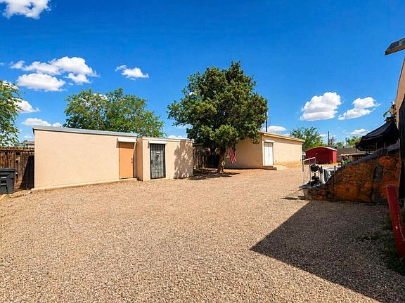 2nd image of 609-641 Mesilla St SE