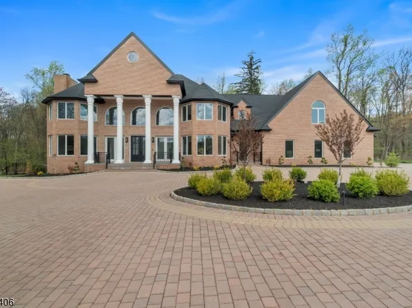 19 Amira Ln, Kinnelon Boro, NJ 07405
