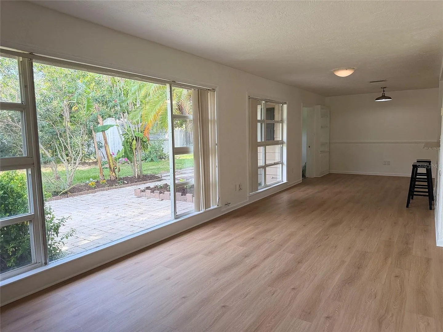 3 Bedroom 2 Bath Single Family Home w/Garage & Bonus Room — Photo 4