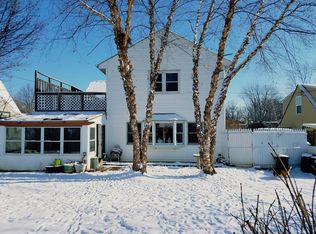 9214 Academy Rd, Philadelphia, PA 19114