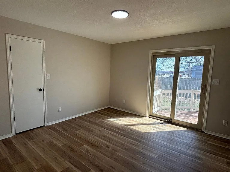 4705 N Derek Ct — Photo 13