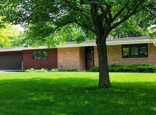 2840 Cedar Ln, Bay City, MI