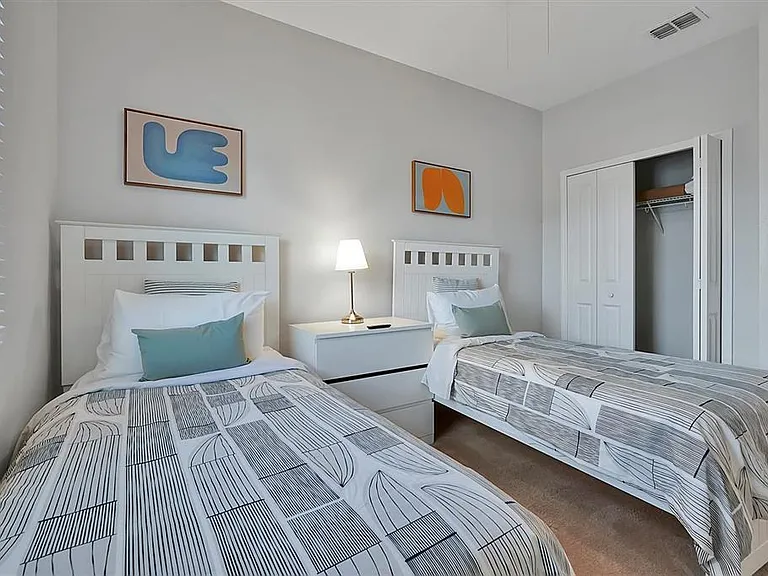 297 Captiva Dr — Photo 48