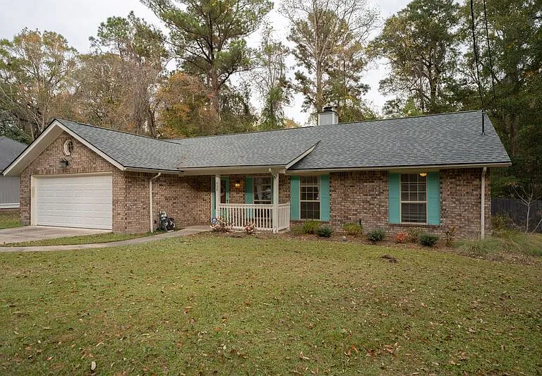 428 Floyd Cir — Photo 3