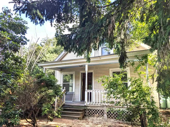 35 Alice Drive, Hooksett, NH 03106