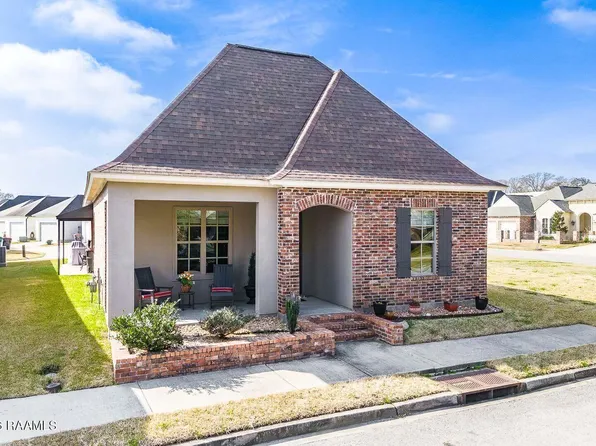 105 Vienne Ln, Lafayette, LA 70507