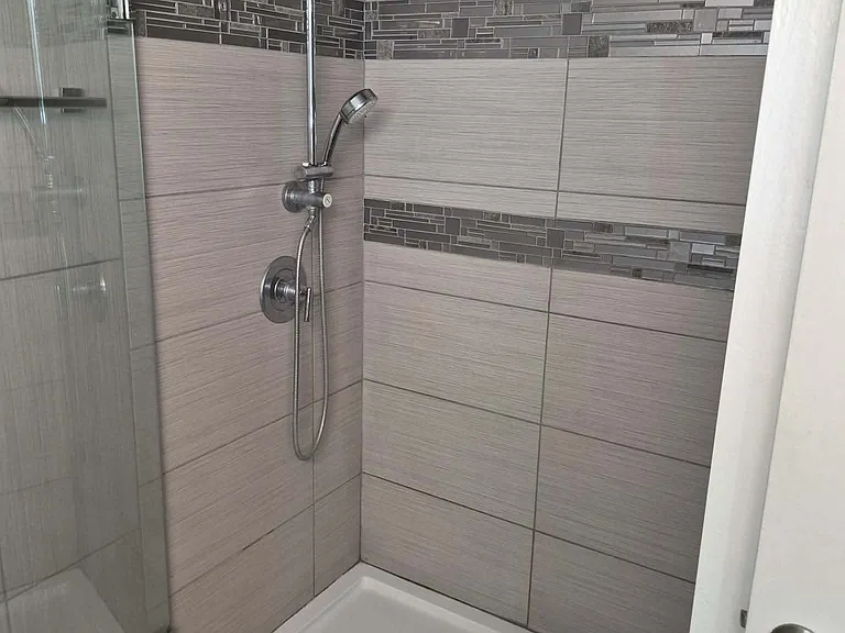 3030 E Clarendon Ave #7 — Photo 21