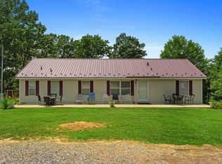 1362 Peaceful Ridge Rd, Huddleston, VA 24104