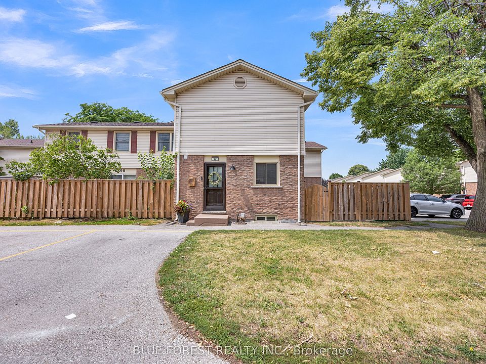 1st image of 230 Clarke Rd #92