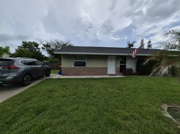 4505 SE Nimrod Ln, Stuart, FL 34997