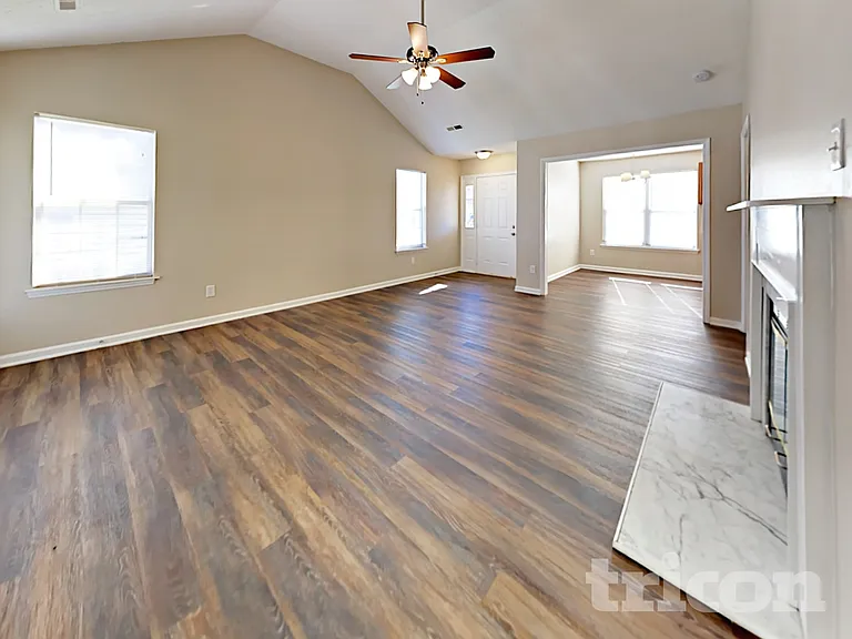 1701 Gordon Walters Dr — Photo 3