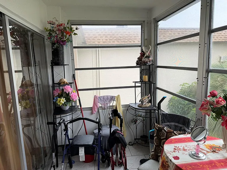 502 Davis Rd #6 — Photo 14