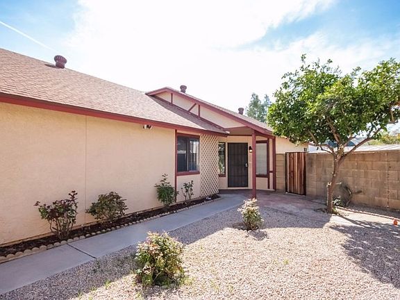 3rd image of 6637 W Poinsettia Dr