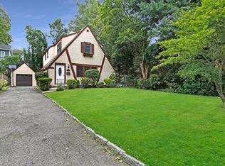 177 Madison Rd, Scarsdale, NY 10583