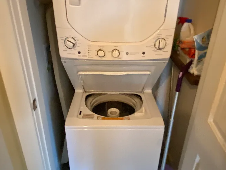 2700 Francisco St #B — Photo 7