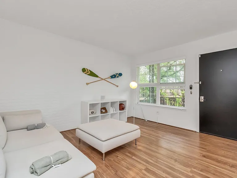 3224 Timmons Ln #136 — Photo 3