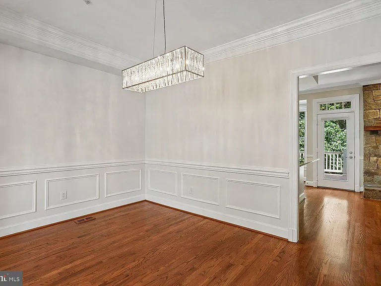 417 Winding Rose Dr — Photo 8