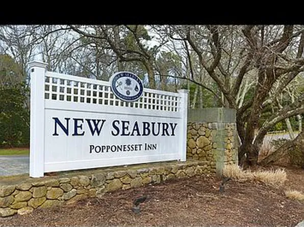 17 Mashie Cir, Mashpee, MA 02649
